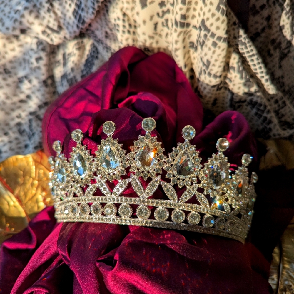 NWT 🍷 GRAND DUTCHESS TIARA/CROWN 👑 Silver ⭐ White CZs 🔥 Regal Spinnels 🌞